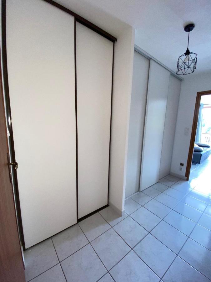 Appartement Situe A Cote Du Lac De Serre Poncon Saint-Sauveur  Esterno foto